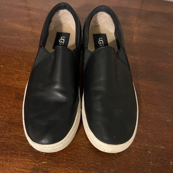 Ugg Womens Kitlyn Black Leather Slip On Comfort Shoes Size 8 - Picture 6 of 10